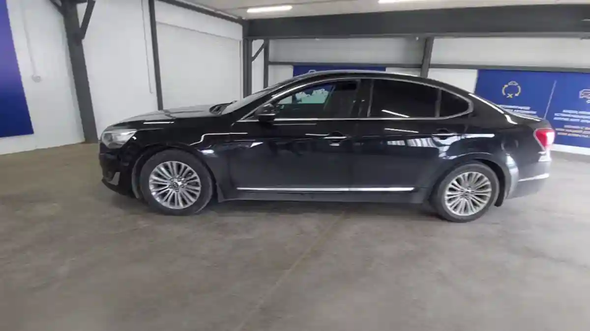 Kia Cadenza 2015 года за 9 000 000 тг. в Астана
