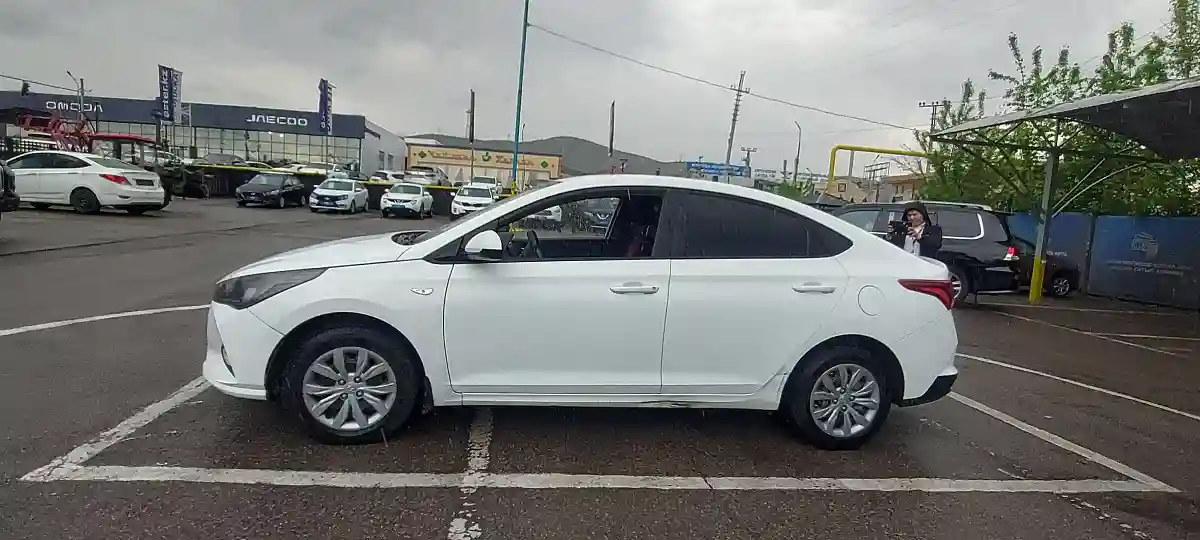 Hyundai Accent 2021 года за 7 260 000 тг. в Алматы