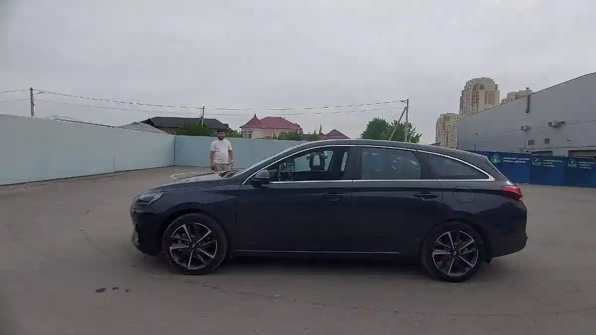 Hyundai i30 2023 года за 10 500 000 тг. в Шымкент