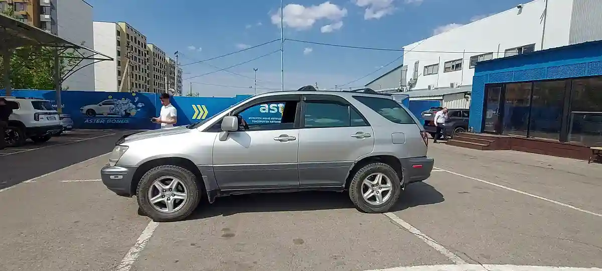 Lexus RX 1999 года за 5 000 000 тг. в Алматы