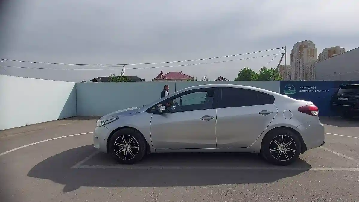 Kia Cerato 2017 года за 7 500 000 тг. в Шымкент