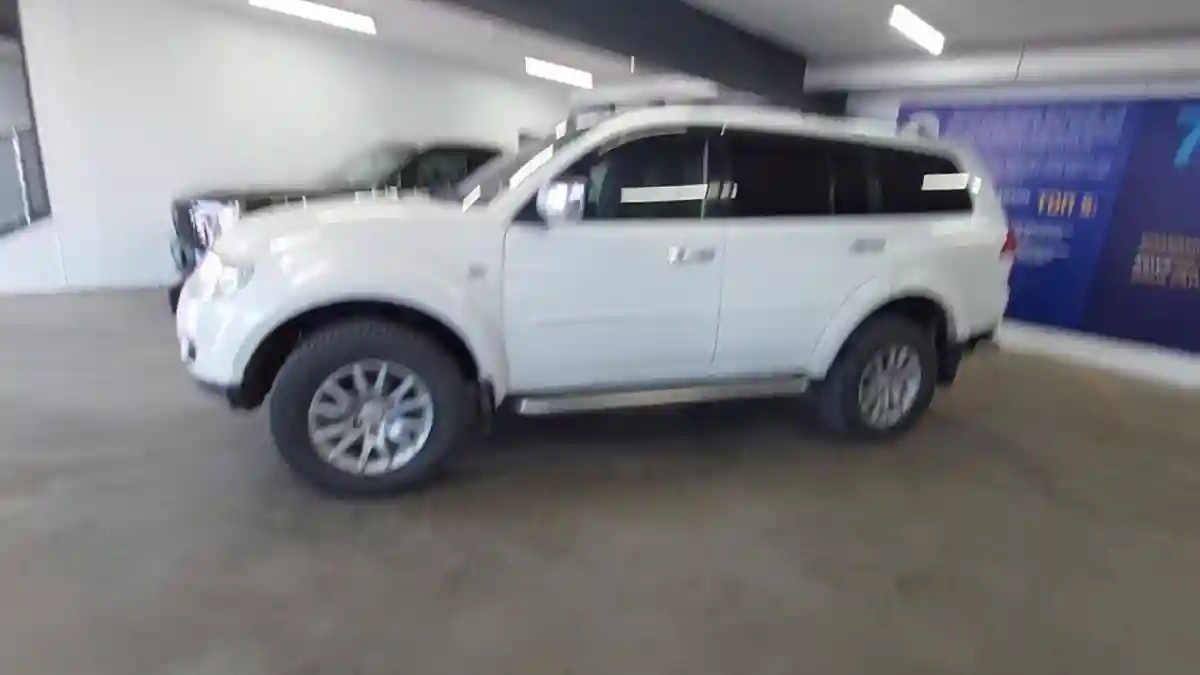 Mitsubishi Pajero Sport 2010 года за 11 000 000 тг. в Астана