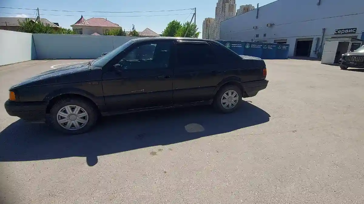 Volkswagen Passat 1990 года за 700 000 тг. в Шымкент