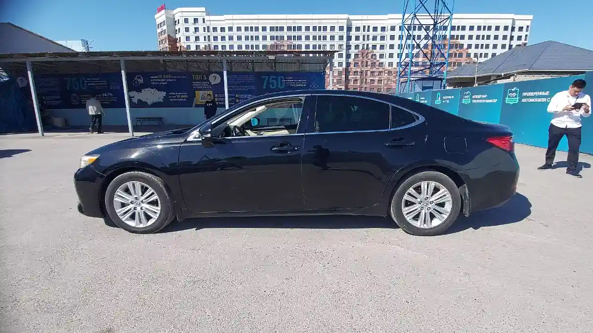 Lexus ES 2013 года за 11 000 000 тг. в Шымкент