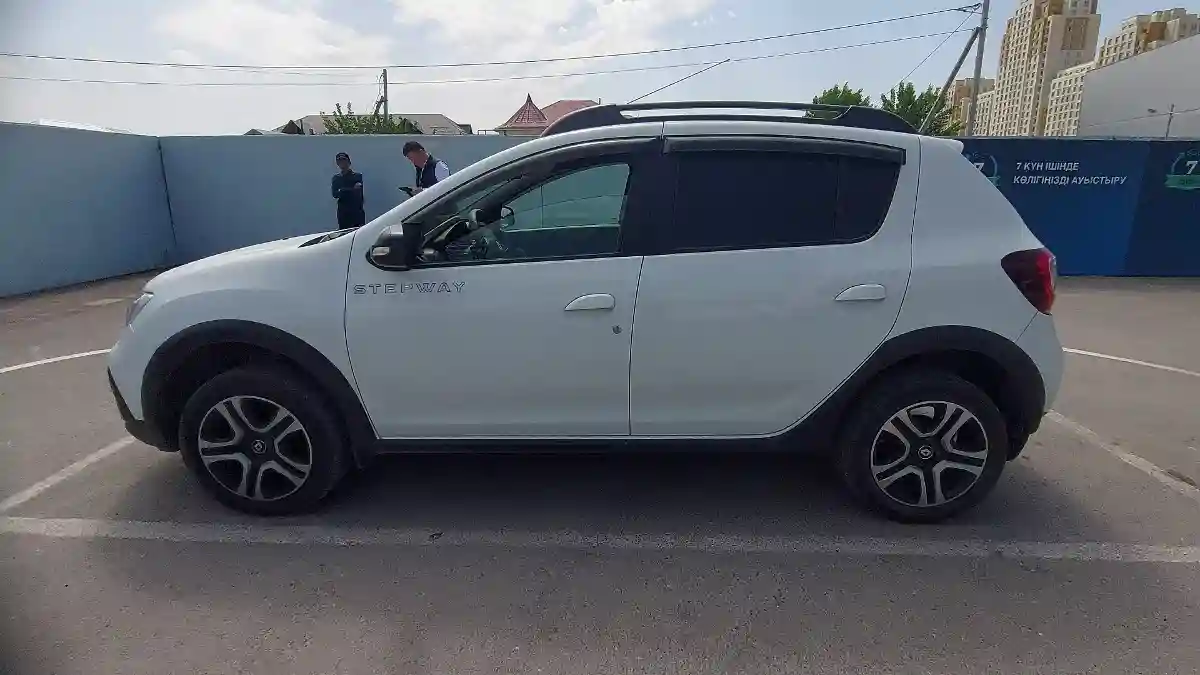 Renault Sandero 2019 года за 5 000 000 тг. в Шымкент
