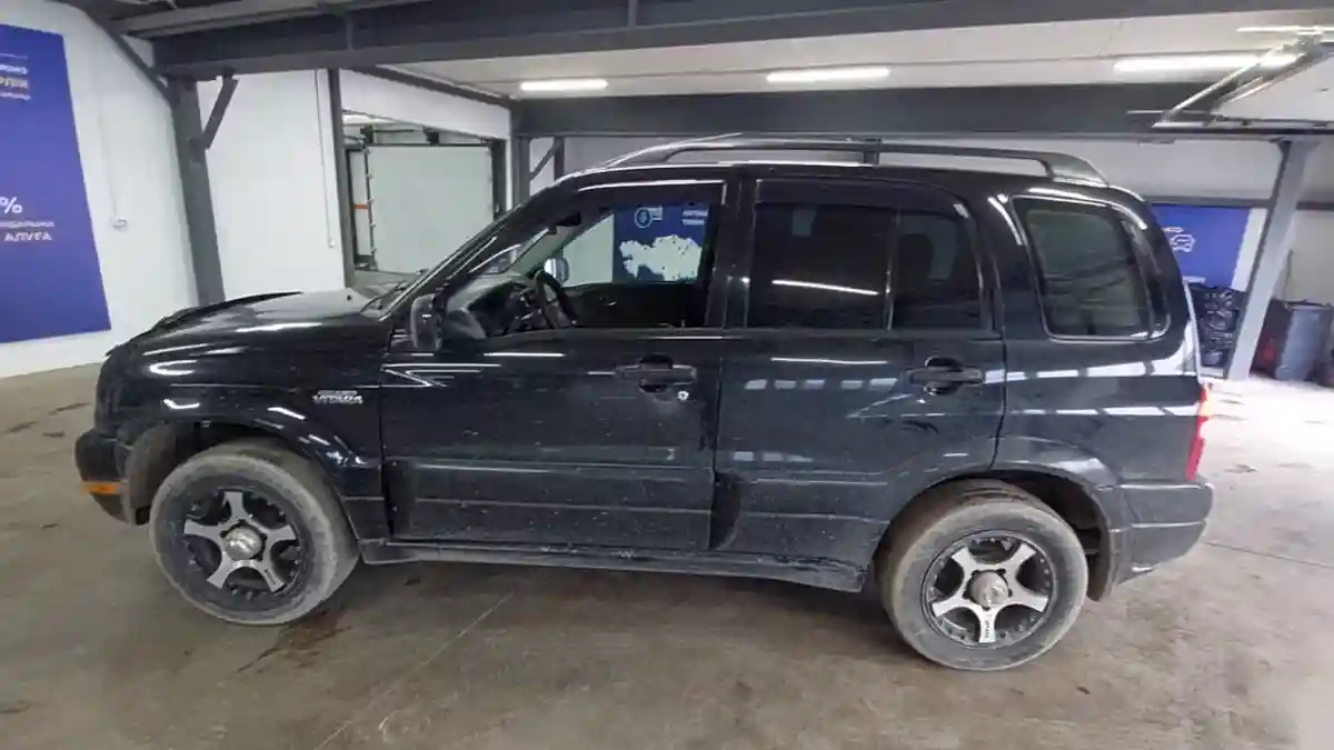Suzuki Grand Vitara 2001 года за 4 000 000 тг. в Астана