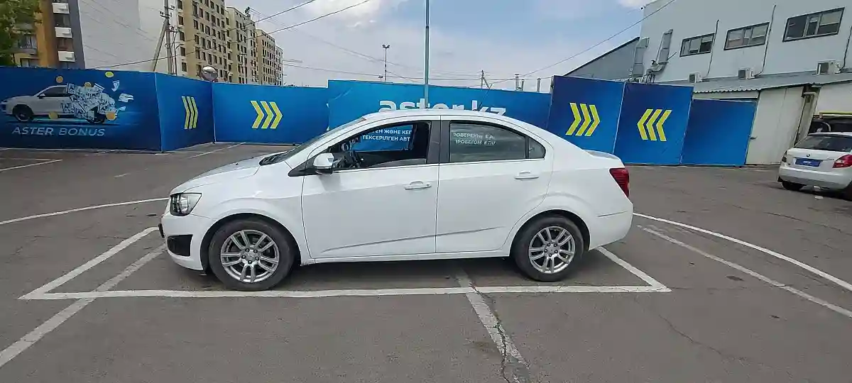 Chevrolet Aveo 2014 года за 4 000 000 тг. в Алматы