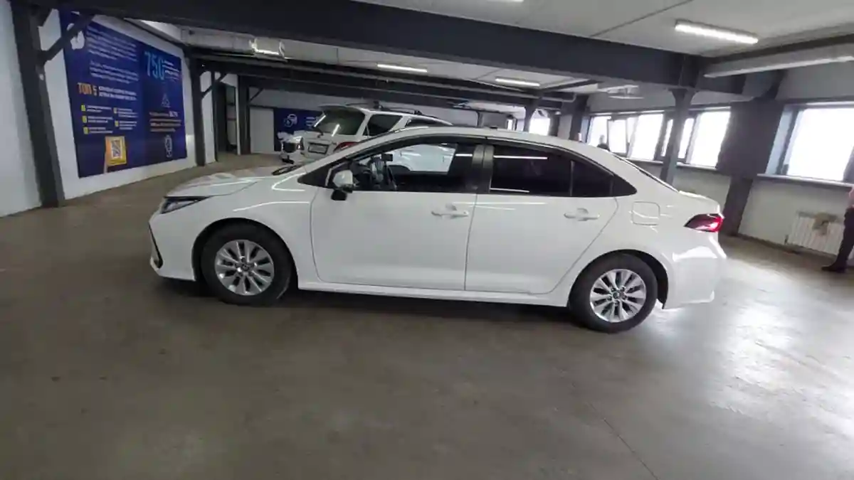 Toyota Corolla 2022 года за 10 000 000 тг. в Астана
