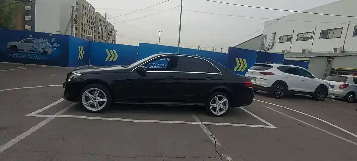 Mercedes-Benz E-Класс 2014 года за 11 500 000 тг. в Алматы