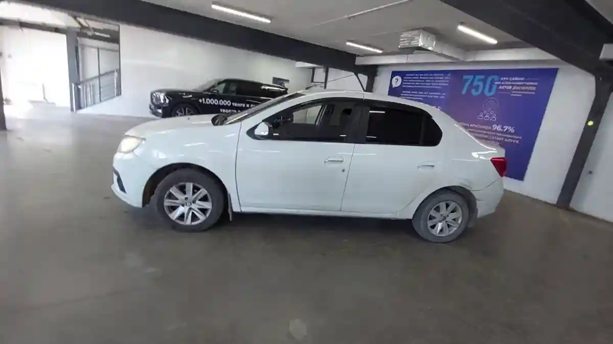 Renault Logan 2019 года за 5 000 000 тг. в Астана