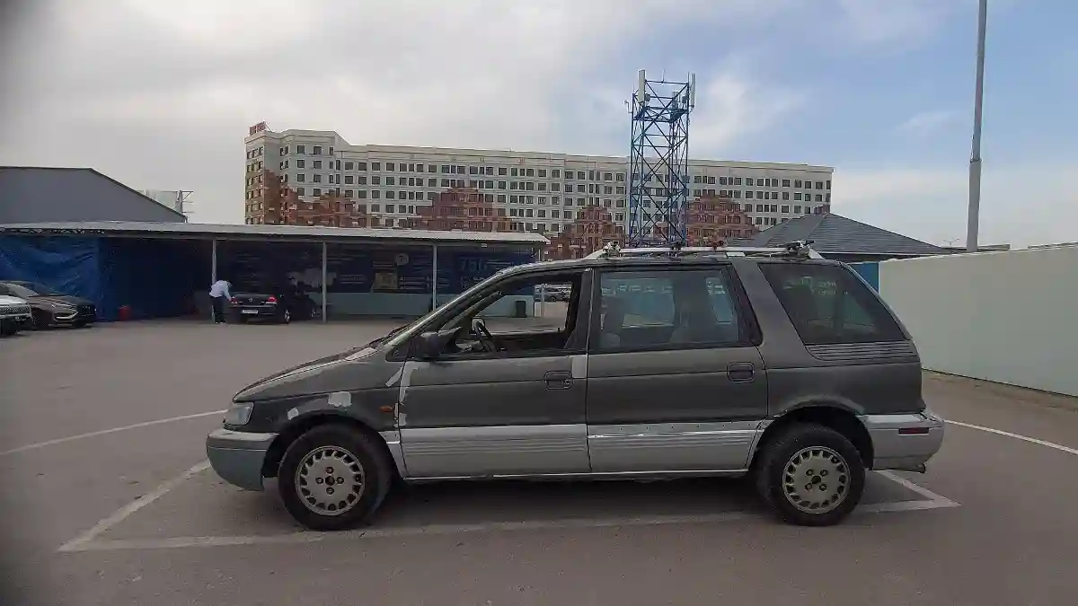 Mitsubishi Space Wagon 1993 года за 1 000 000 тг. в Шымкент