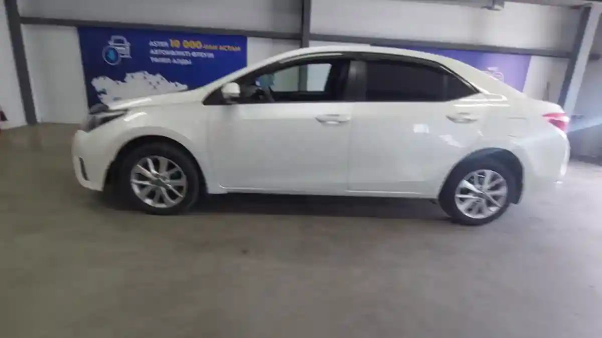 Toyota Corolla 2013 года за 6 800 000 тг. в Астана
