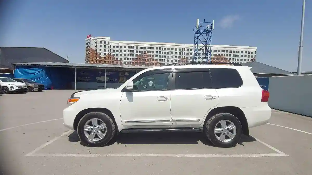 Toyota Land Cruiser 2014 года за 25 000 000 тг. в Шымкент