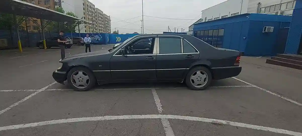 Mercedes-Benz S-Класс 1994 года за 2 000 000 тг. в Алматы