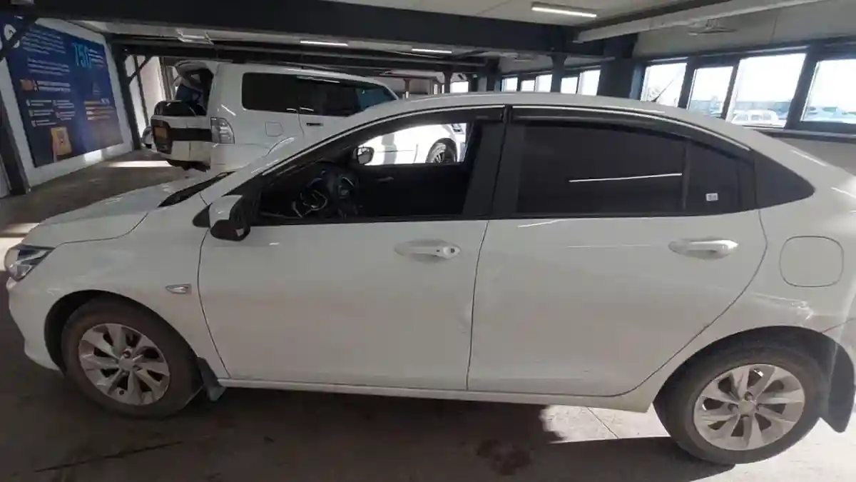 Chevrolet Onix 2024 года за 7 000 000 тг. в Астана