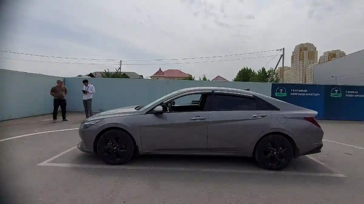 Hyundai Elantra 2021 года за 9 200 000 тг. в Шымкент