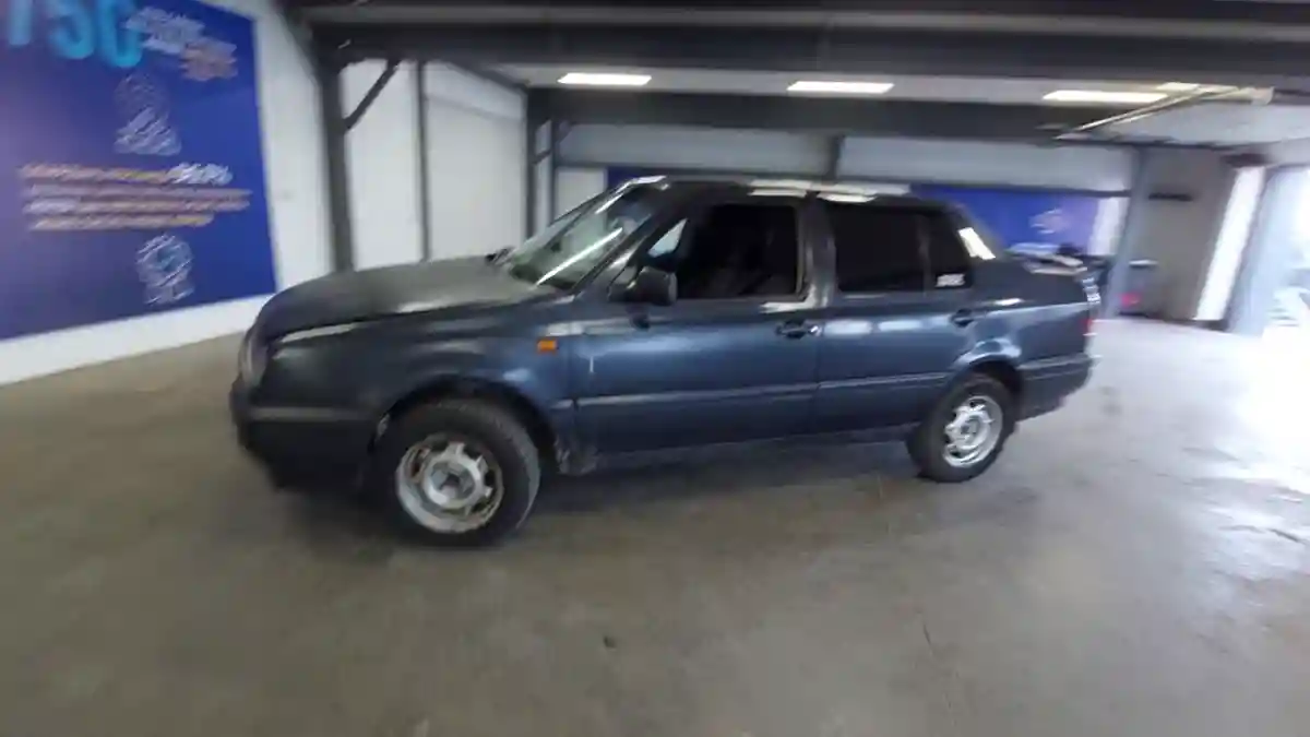 Volkswagen Vento 1995 года за 1 500 000 тг. в Астана