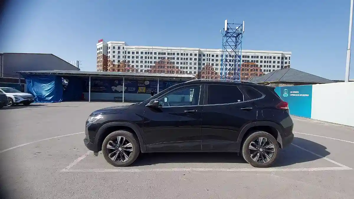 Chevrolet Tracker 2023 года за 9 500 000 тг. в Шымкент