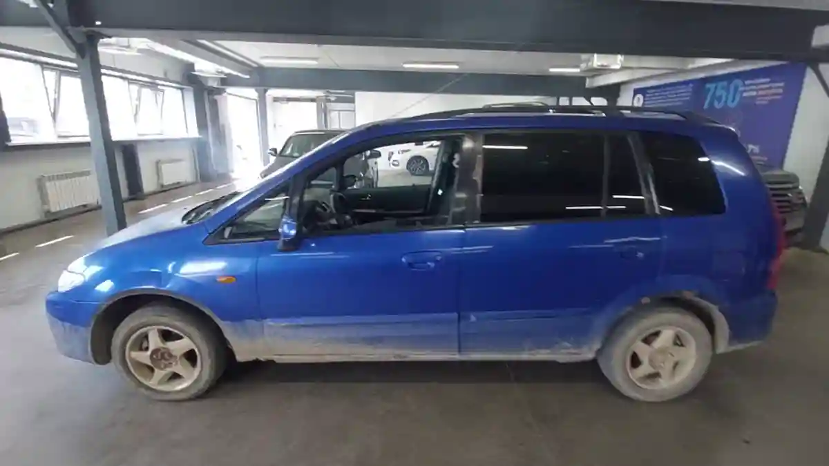 Mazda Premacy 2003 года за 3 000 000 тг. в Астана