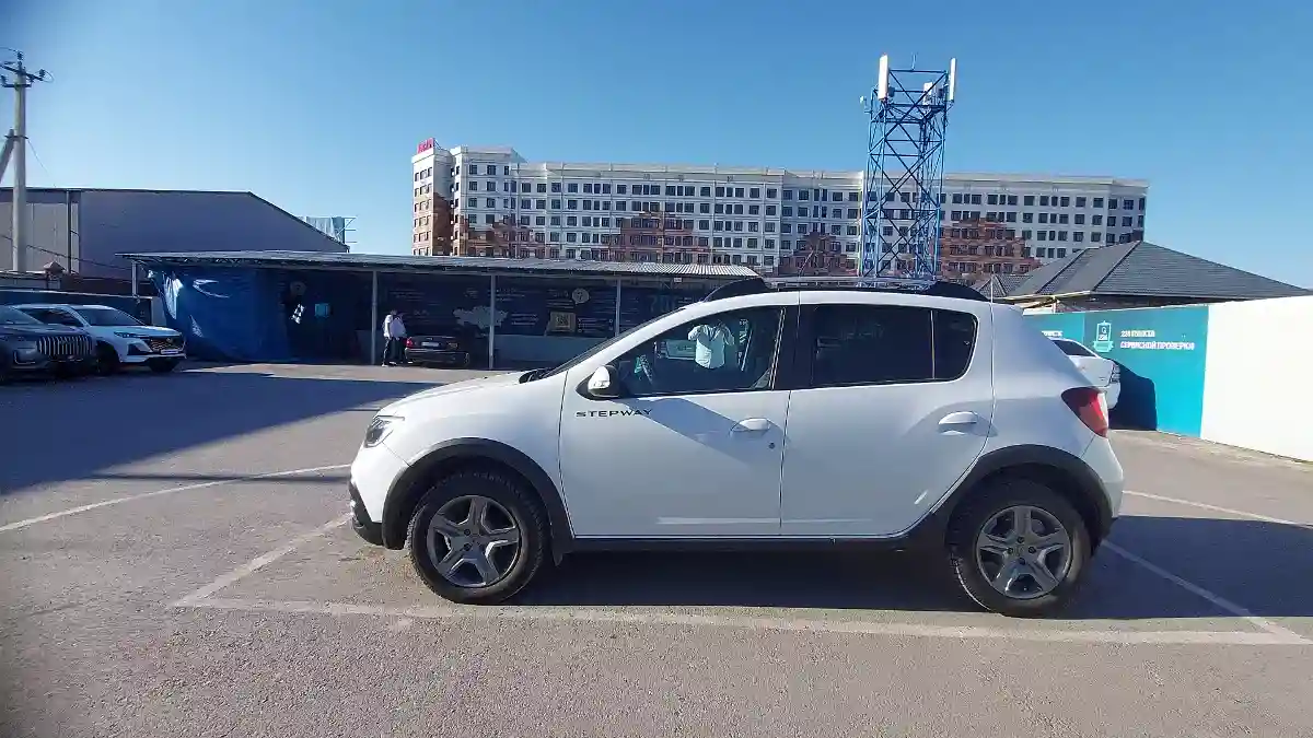 Renault Sandero 2021 года за 6 500 000 тг. в Шымкент
