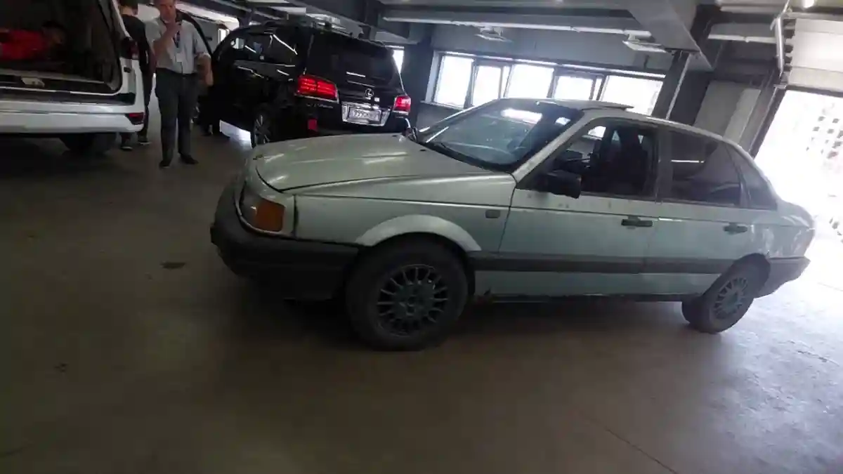 Volkswagen Passat 1991 года за 1 200 000 тг. в Астана