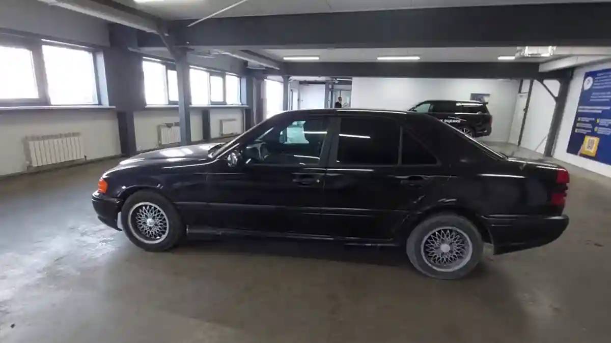 Mercedes-Benz C-Класс 1994 года за 2 000 000 тг. в Астана