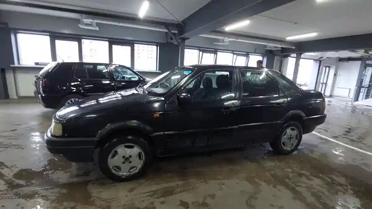 Volkswagen Passat 1991 года за 800 000 тг. в Астана