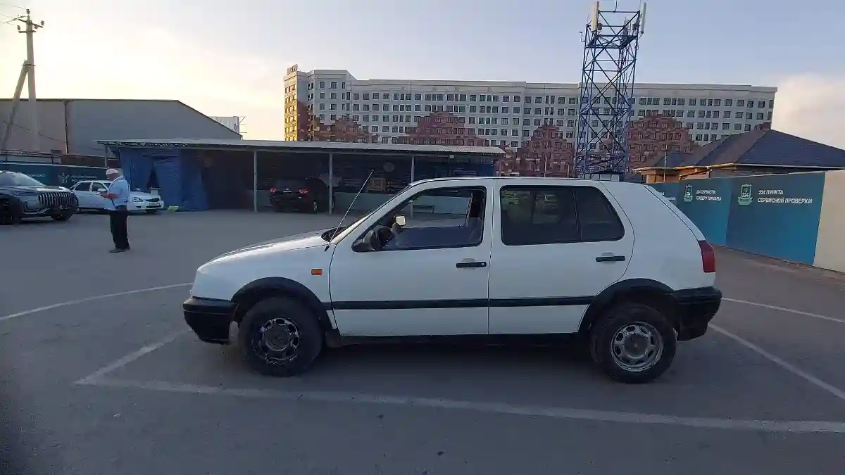 Volkswagen Golf 1994 года за 1 000 000 тг. в Шымкент