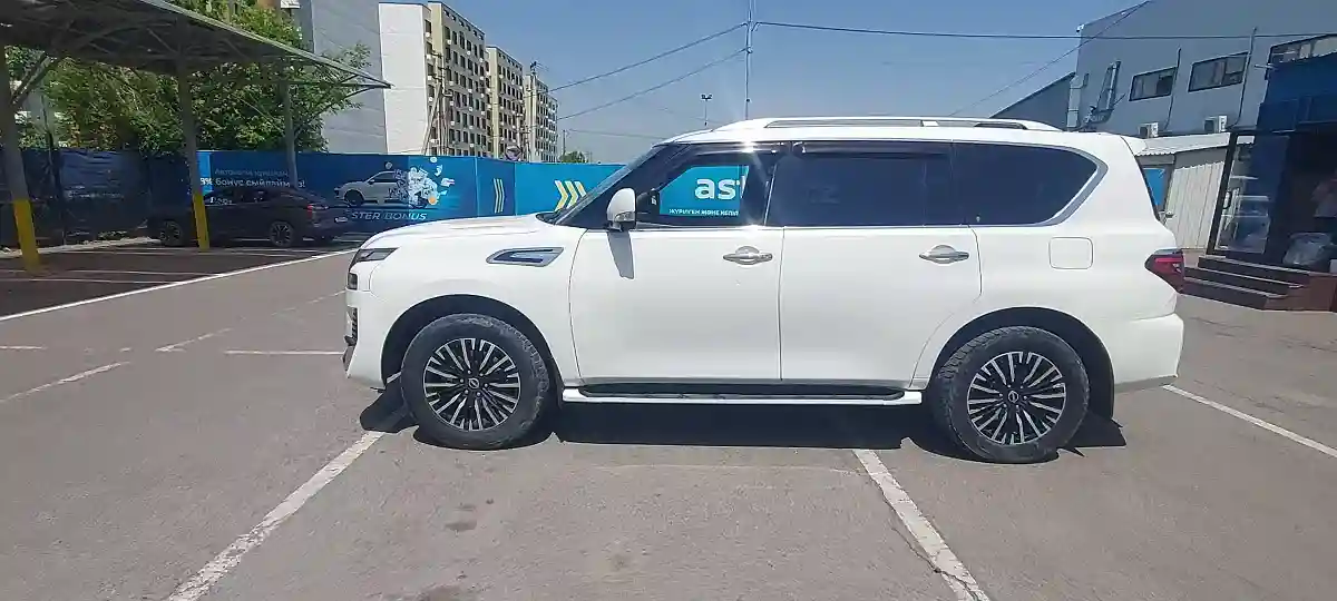 Nissan Patrol 2012 года за 12 000 000 тг. в Алматы