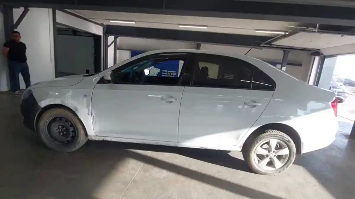 Skoda Rapid 2014 года за 4 900 000 тг. в Астана