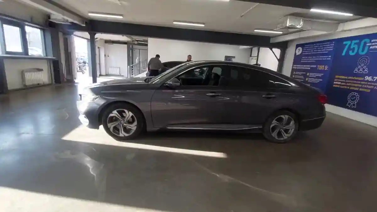 Honda Accord 2019 года за 12 000 000 тг. в Астана