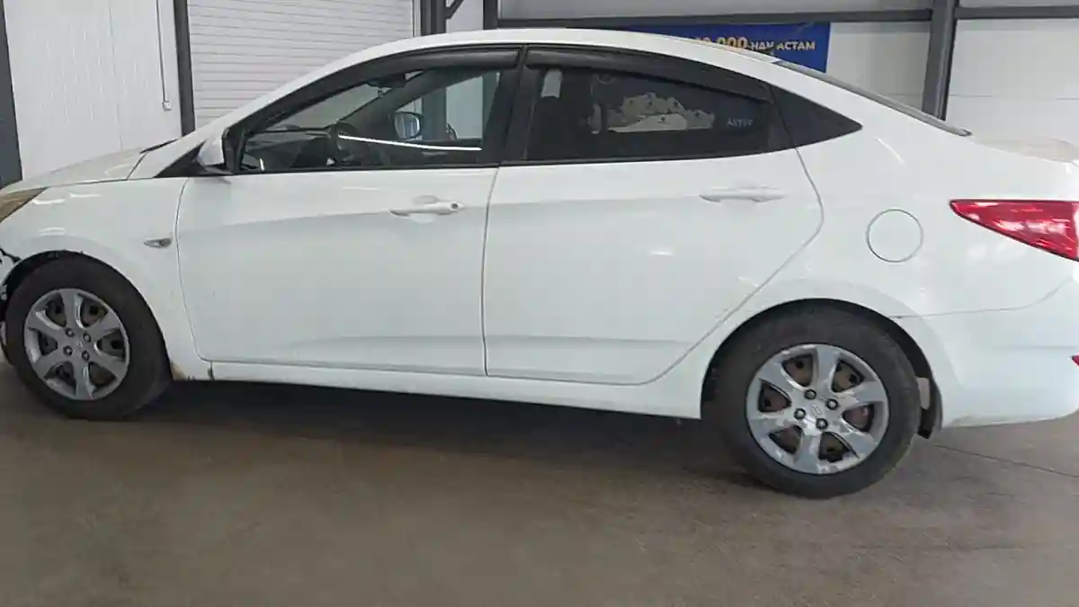 Hyundai Solaris 2013 года за 5 000 000 тг. в Астана