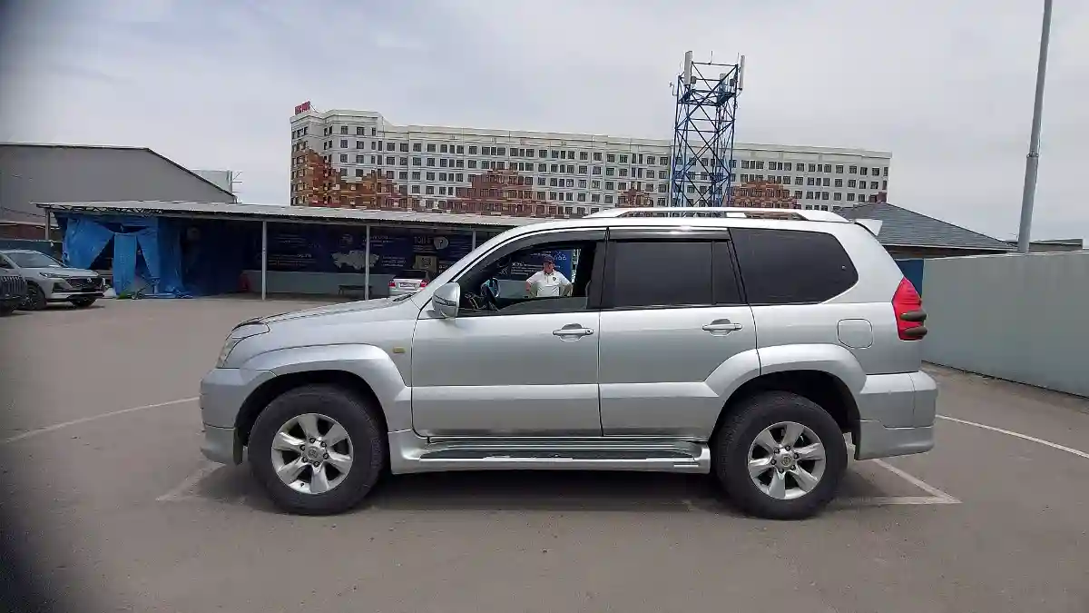 Toyota Land Cruiser Prado 2005 года за 11 000 000 тг. в Шымкент