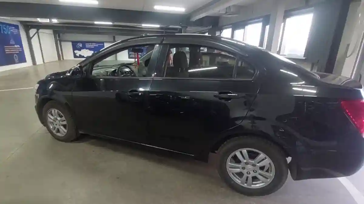 Chevrolet Aveo 2015 года за 5 000 000 тг. в Астана