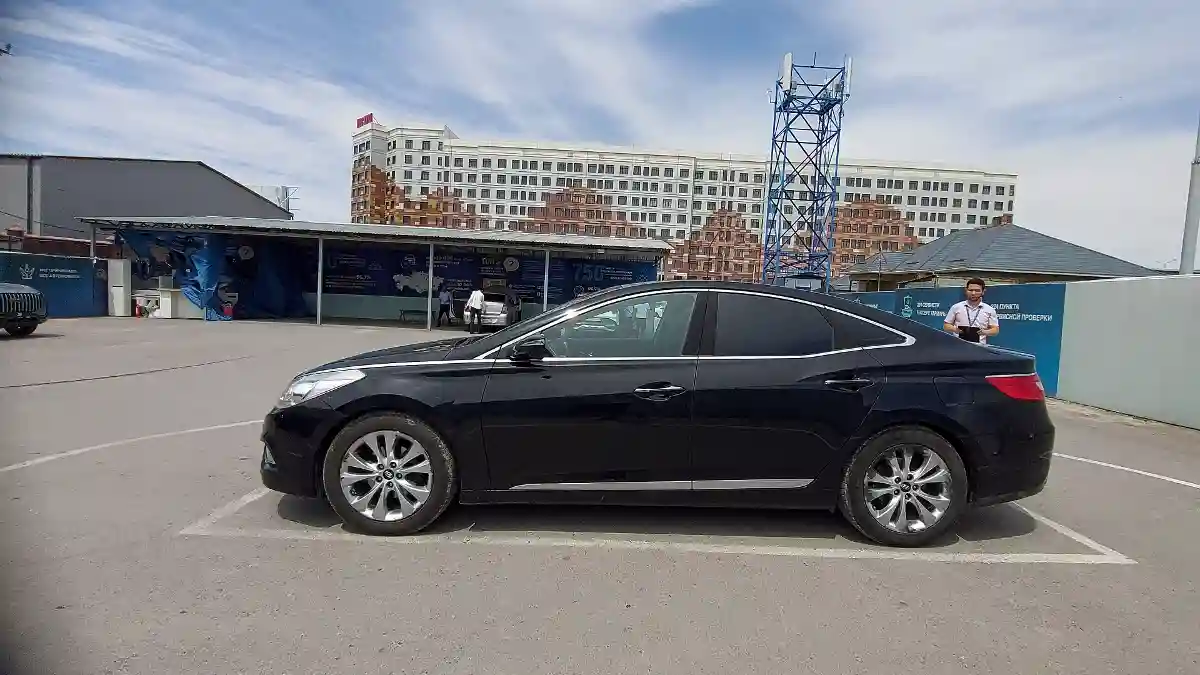 Hyundai Grandeur 2012 года за 8 500 000 тг. в Шымкент