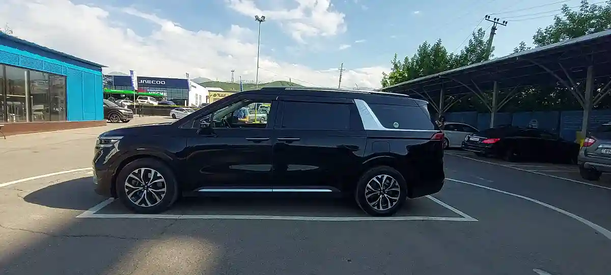 Kia Carnival 2021 года за 20 500 000 тг. в Алматы