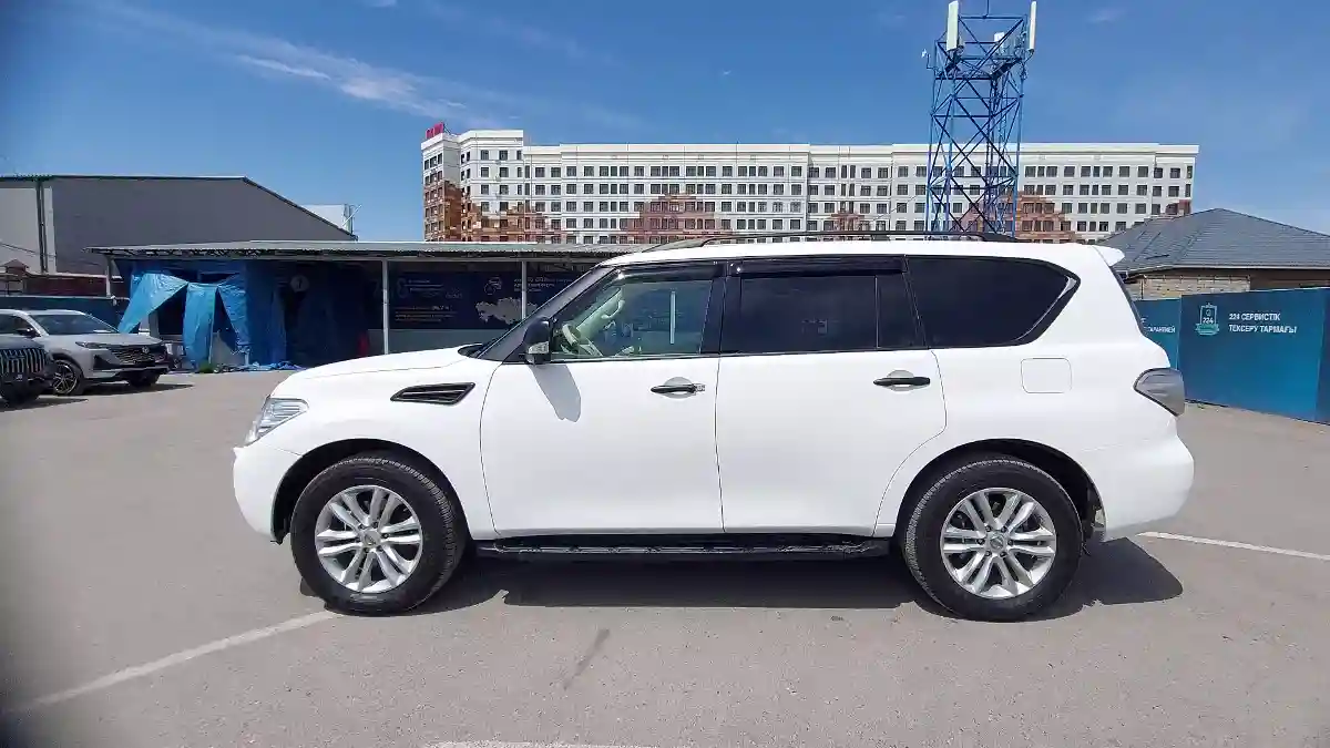 Nissan Patrol 2010 года за 14 000 000 тг. в Шымкент