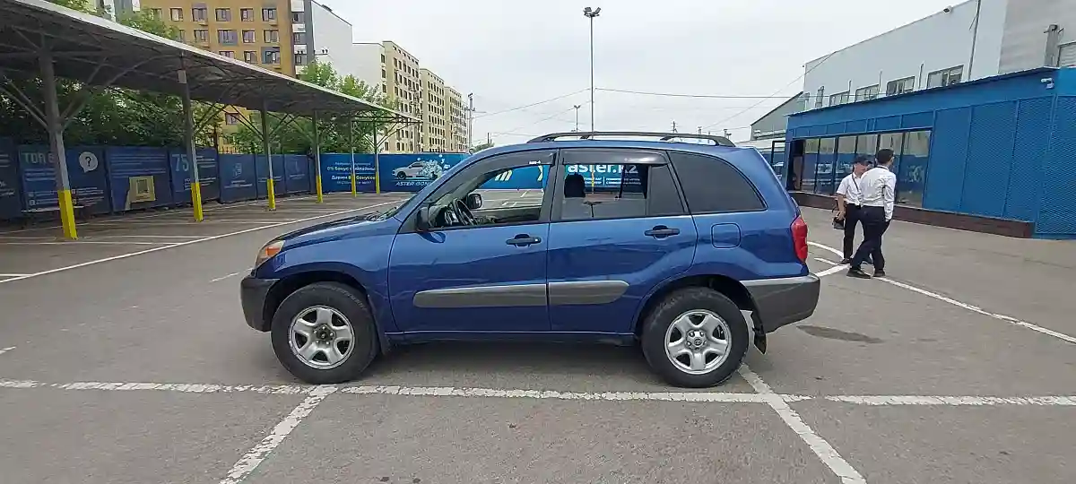 Toyota RAV4 2004 года за 4 700 000 тг. в Алматы