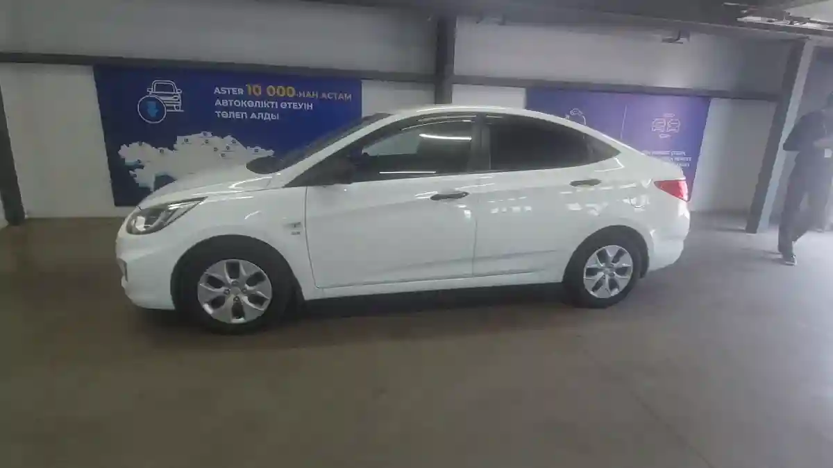 Hyundai Solaris 2014 года за 5 000 000 тг. в Астана