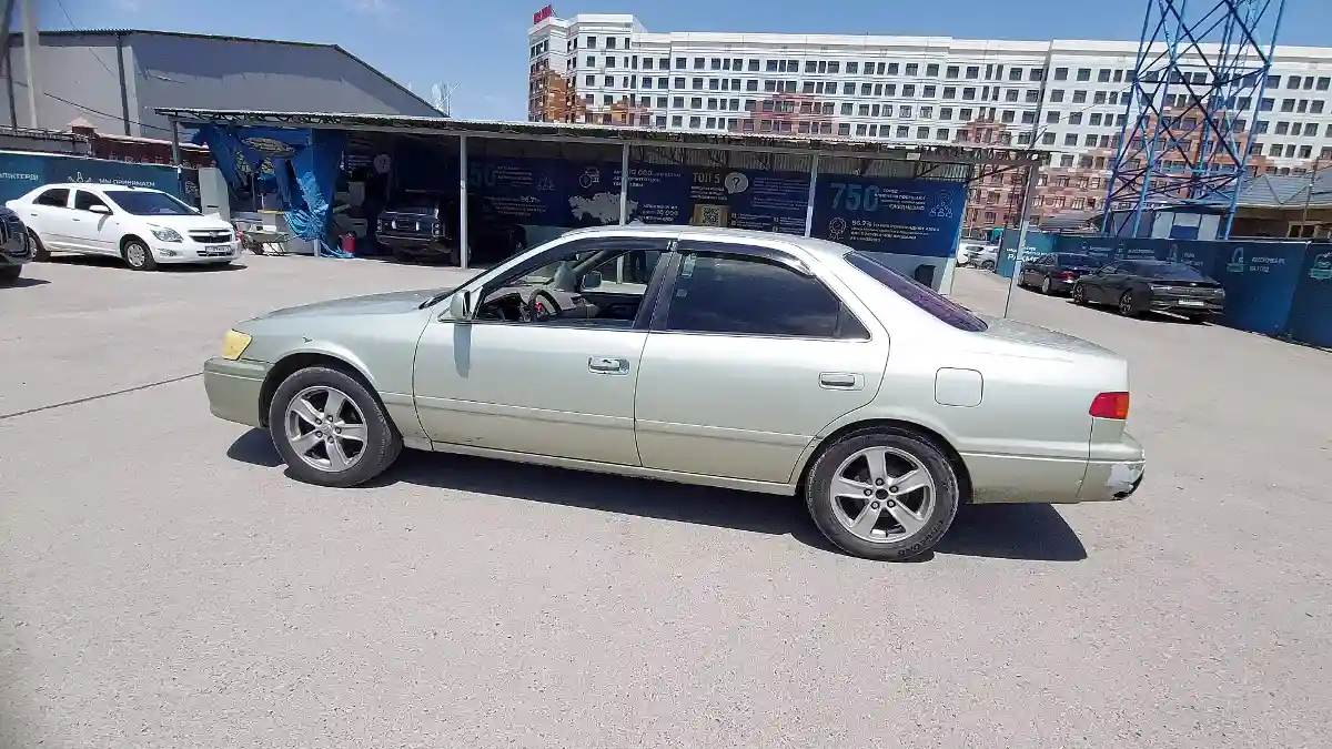 Toyota Camry 2001 года за 3 300 000 тг. в Шымкент