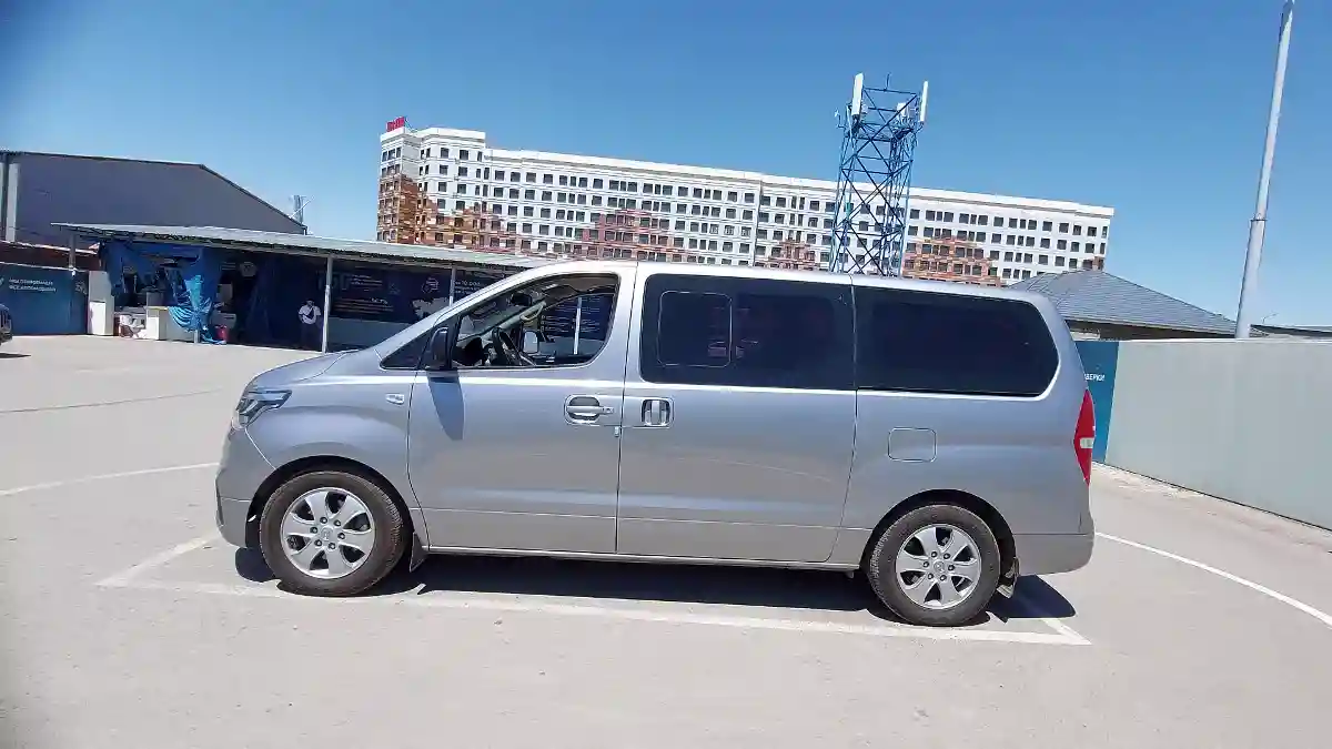 Hyundai Grand Starex 2018 года за 14 200 000 тг. в Шымкент
