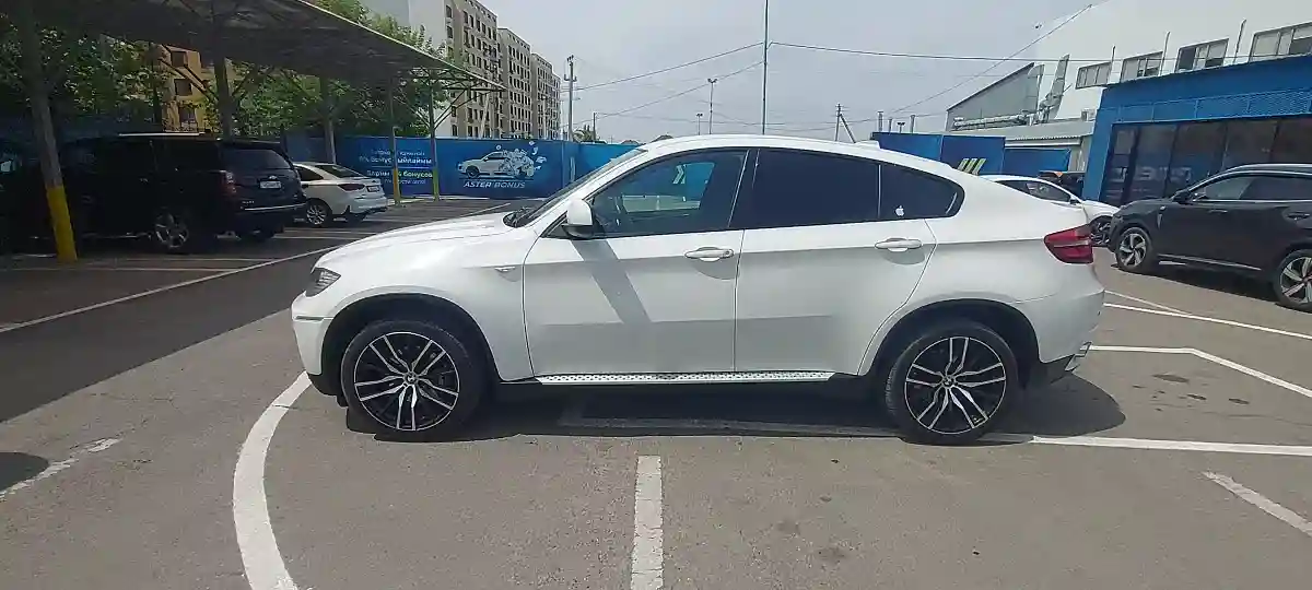 BMW X6 2013 года за 14 000 000 тг. в Алматы