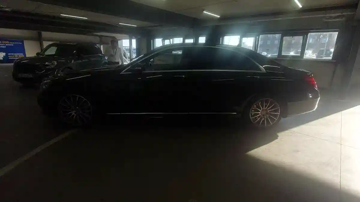 Mercedes-Benz S-Класс 2014 года за 24 000 000 тг. в Астана