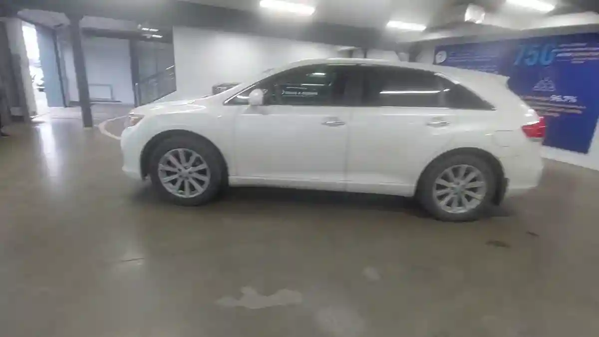 Toyota Venza 2011 года за 9 000 000 тг. в Астана