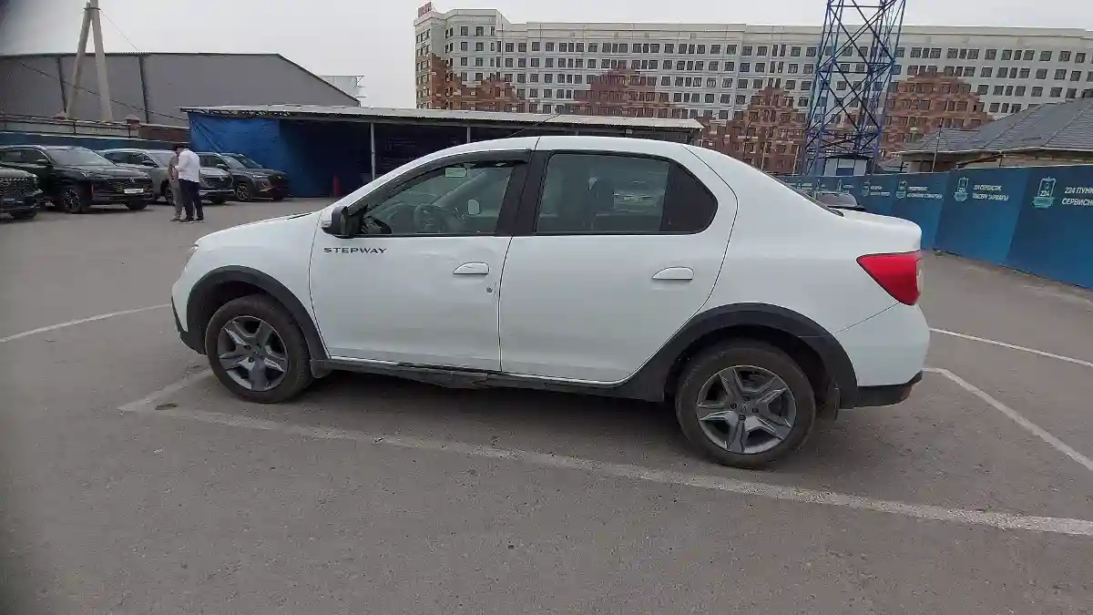 Renault Logan 2021 года за 6 000 000 тг. в Шымкент