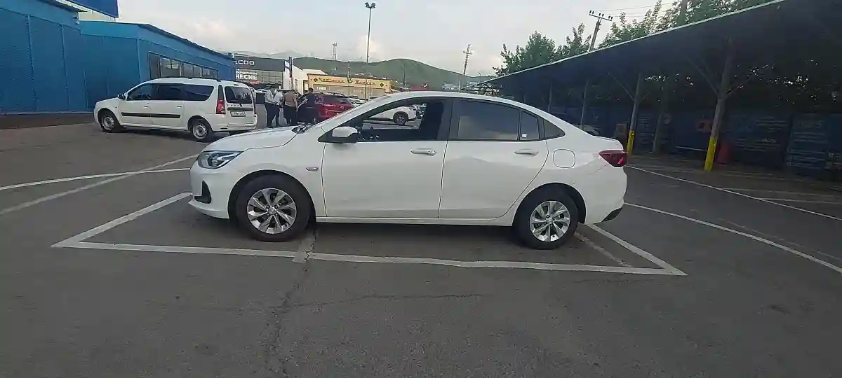 Chevrolet Onix 2023 года за 5 800 000 тг. в Алматы