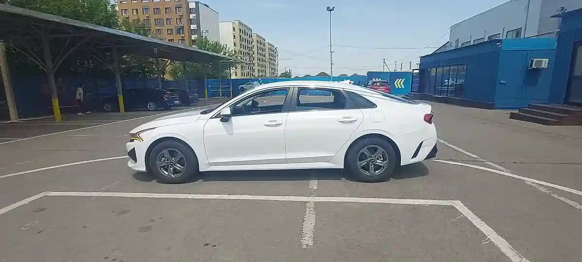 Kia K5 2023 года за 13 000 000 тг. в Алматы