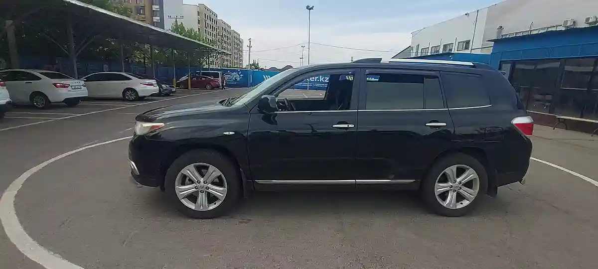 Toyota Highlander 2012 года за 14 500 000 тг. в Алматы