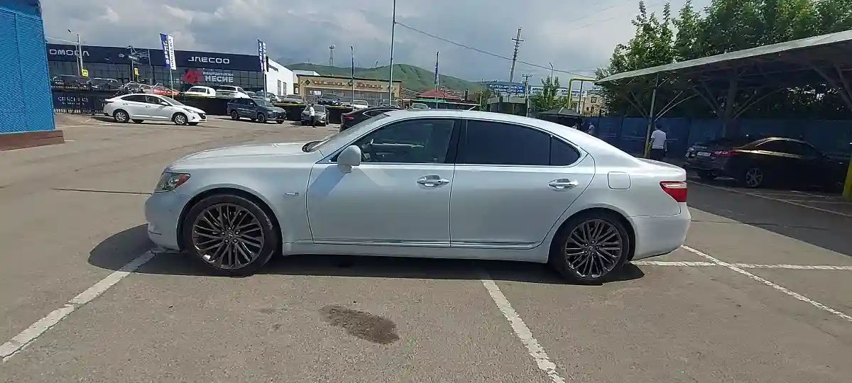 Lexus LS 2007 года за 6 000 000 тг. в Алматы