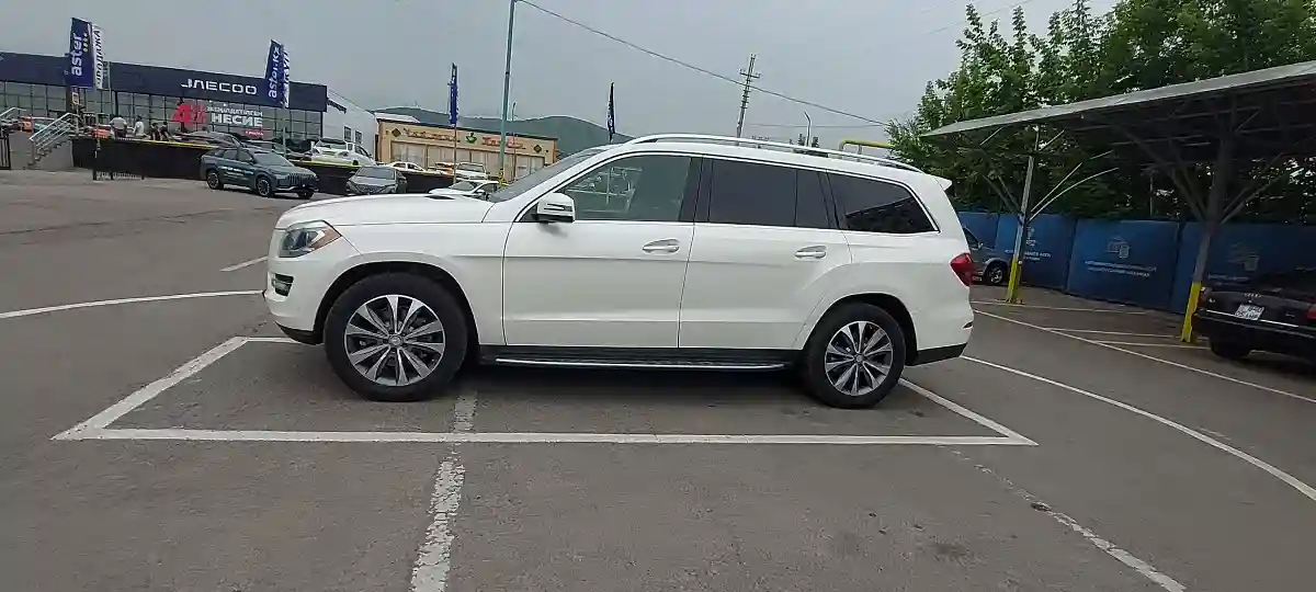 Mercedes-Benz GL-Класс 2014 года за 20 000 000 тг. в Алматы
